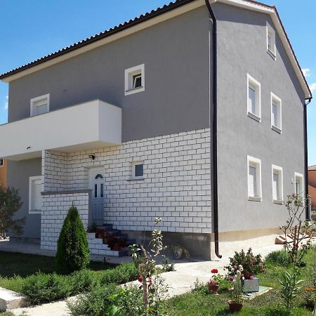Olympia Apartment Fazana Bagian luar foto